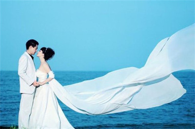 义乌婚纱摄影店哪家好 新人怎么选择婚纱摄影机构